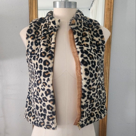 Leopard faux fur vest - Picture 1 of 8